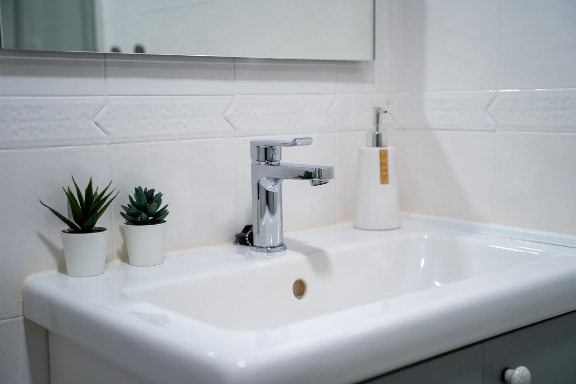 Apartamento En El Corazon De Granada - Cochera 外观 照片